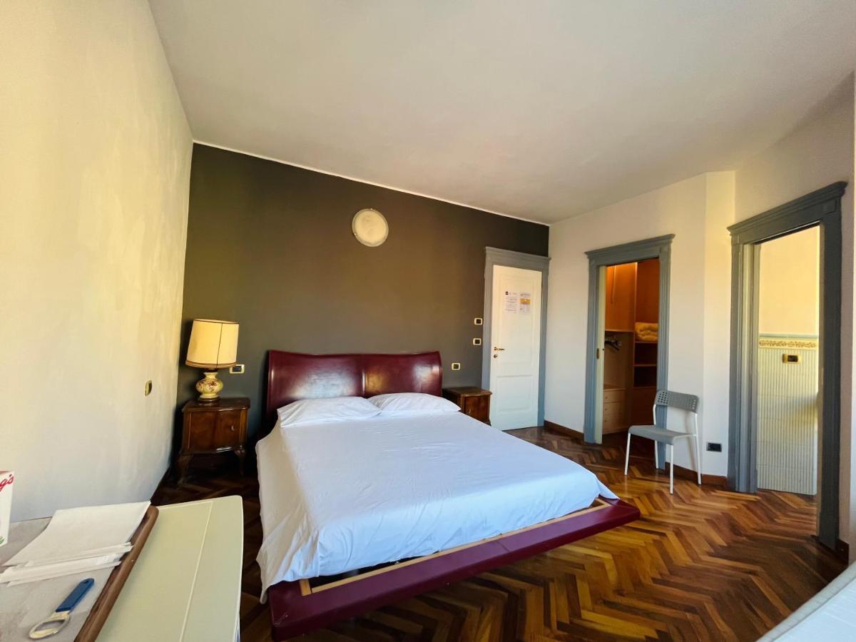 Viale Manzoni Hotel Sassuolo Exterior foto